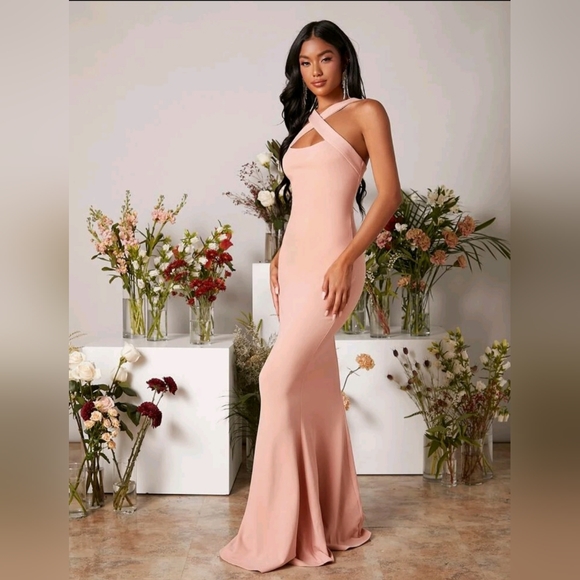 NEW criss cross front mermaid hem dress - Picture 2 of 3